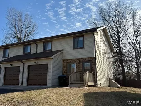 911 Sundown Dr, Kirksville, MO 63501