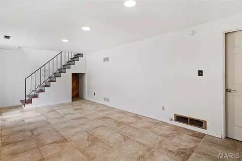 Living - 537 Blackberry Path, Arnold, MO 63010 photo 1 of 6