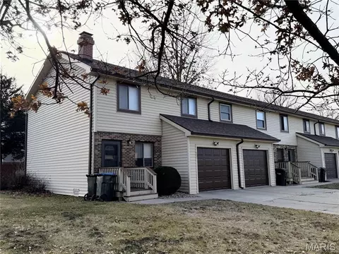 901 Sundown Dr, Kirksville, MO 63501