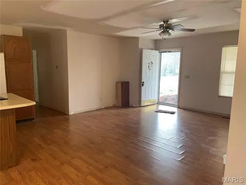 Living - 706 E 3rd St, Salem, MO 65560 photo 1 of 1