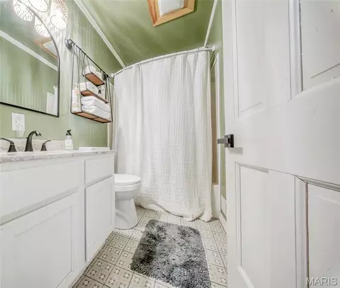 Bath - 63 Rose Ct, Rolla, MO 65401 photo 1 of 2