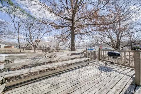 Exterior - 63 Rose Ct, Rolla, MO 65401 photo 5 of 10