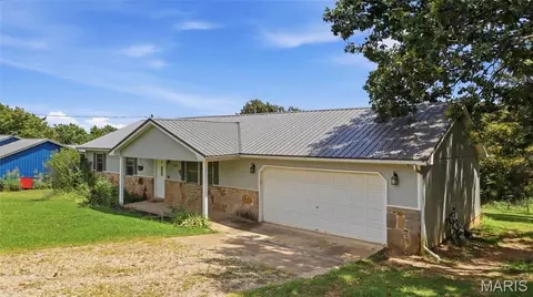16650 Walnut Dr, Plato, MO 65552