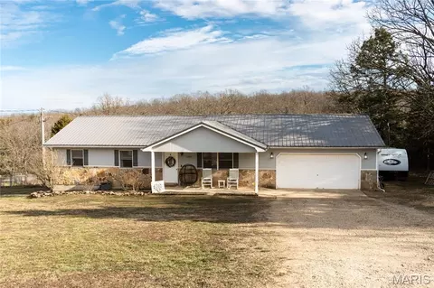 16650 Walnut Dr, Plato, MO 65552