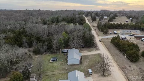 View/Area - 16650 Walnut Dr, Plato, MO 65552 photo 2 of 6