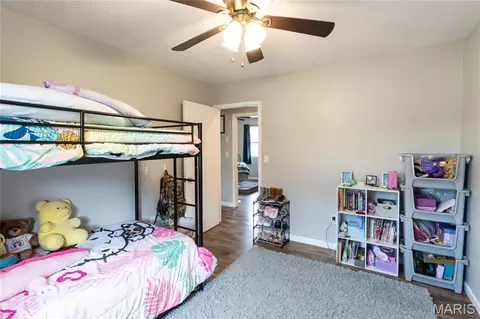Bedroom - 16650 Walnut Dr, Plato, MO 65552 photo 3 of 5