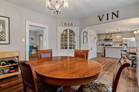 Dining - 404 Marshall St, Fredericktown, MO 63645 photo 3 of 4
