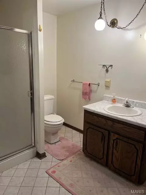 Bath - 111 Highway Bb, Iberia, MO 65486 photo 1 of 1