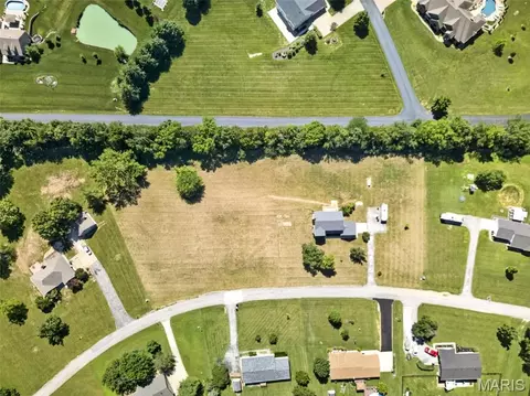 1131 Jade Dr, Moscow Mills, MO 63362