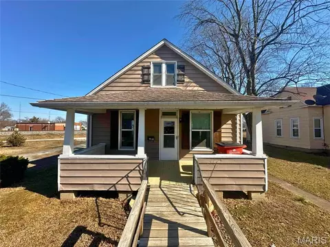 120 N Euclid Ave, Marissa, IL 62257