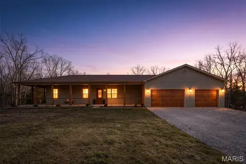 1026 Chestnut Acres Ln, Farmington, MO 63640