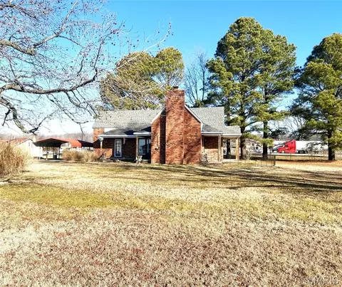 1400 Scott Ave, Dexter, MO 63841