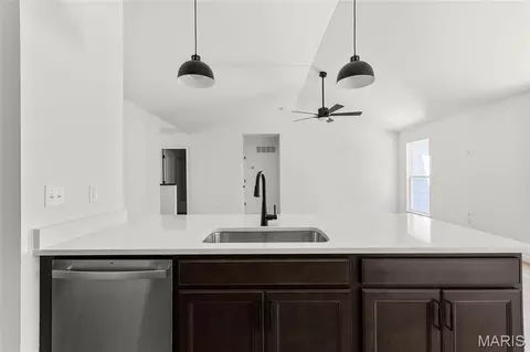 Kitchen - 2540 Chukka Dr, Eureka, MO 63025 photo 3 of 3