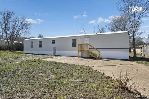 8 Cedar Ridge Ct, Cedar Hill, MO 63016