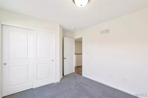 Bedroom - 79 Fall Meadow Ct, Fenton, MO 63026 photo 2 of 4