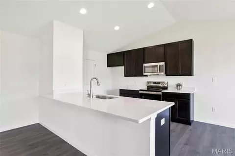 Kitchen - 79 Fall Meadow Ct, Fenton, MO 63026 photo 3 of 3
