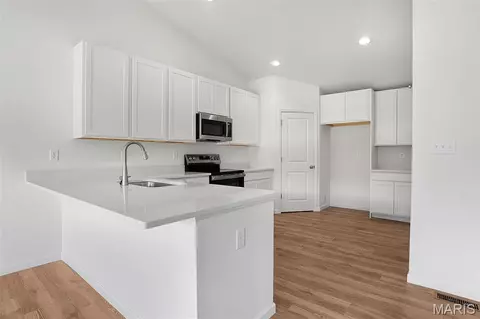 Kitchen - 109 Tail Shot Ct, Eureka, MO 63025 photo 1 of 2