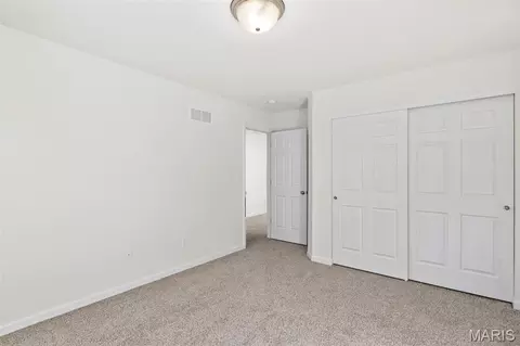 Bedroom - 209 Gauntlet Ln, Eureka, MO 63025 photo 4 of 6