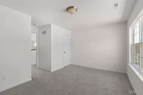 18 Town Centre Ct, Foristell, MO 63348 photo 15