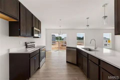 18 Town Centre Ct, Foristell, MO 63348 photo 9