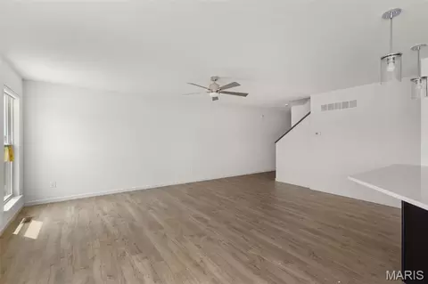 18 Town Centre Ct, Foristell, MO 63348 photo 5