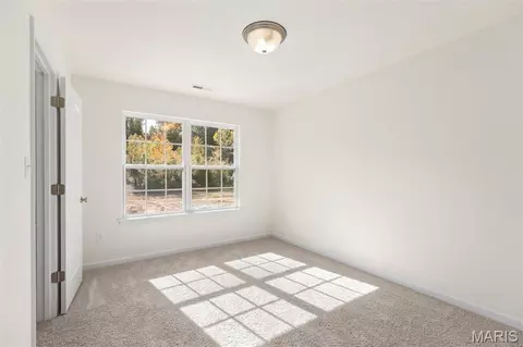 Bedroom - 84 Fall Meadow Ct, Fenton, MO 63026 photo 7 of 8