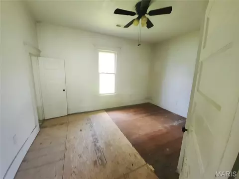 Bedroom - 302 N 3rd St, Chaffee, MO 63740 photo 2 of 2