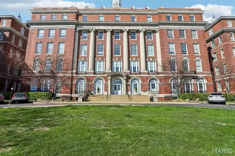1515 Lafayette Ave #114, Saint Louis, MO 63104