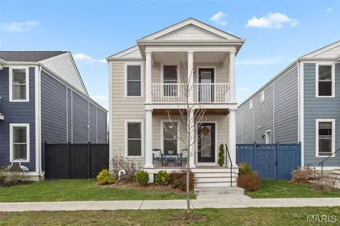 5085 Barter St, Saint Charles, MO 63301