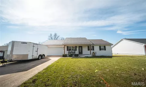 19590 Lilly Ln, Waynesville, MO 65583