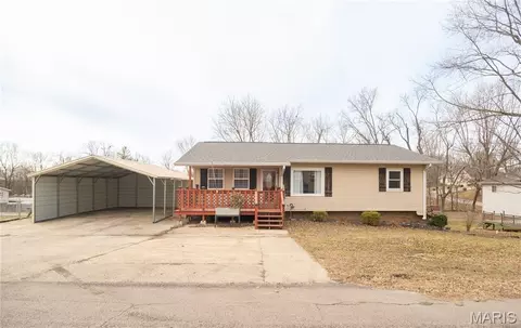10867 Cabin Ln, Dexter, MO 63841