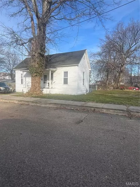 212 S Jackson St, Kennett, MO 63857 photo 2