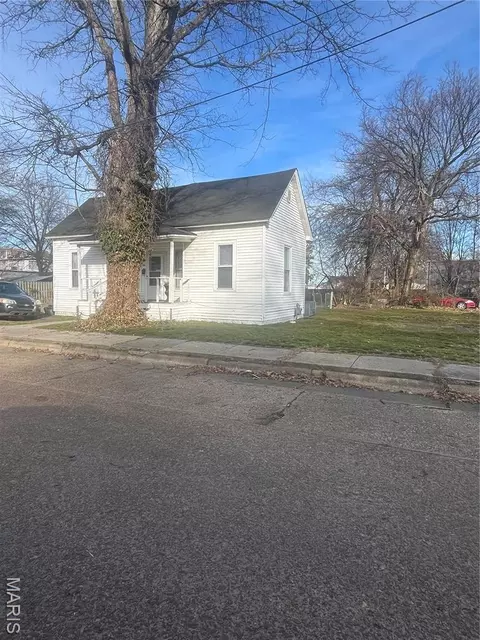212 S Jackson St, Kennett, MO 63857 photo 2