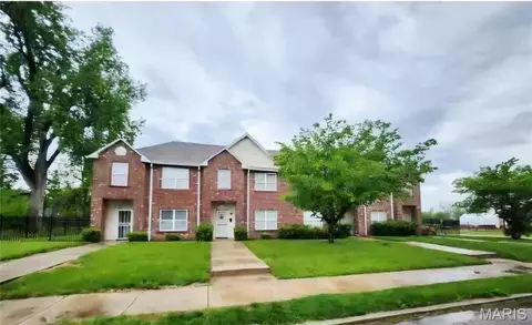 1367 Pennsylvania Ave, East St Louis, IL 62205