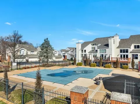 Exterior - 1738 Highview Circle Ct, Ballwin, MO 63021 photo 8 of 9