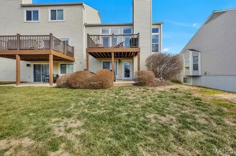 Exterior - 1738 Highview Circle Ct, Ballwin, MO 63021 photo 3 of 9