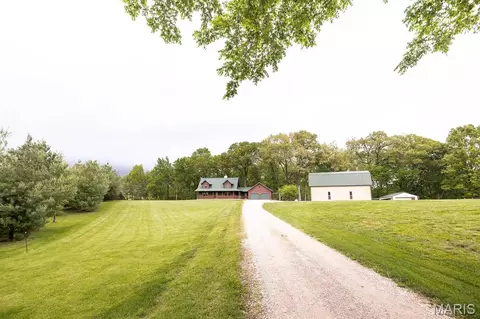 Other - 1317 Simmons Rd, O'fallon, IL 62269 photo 9 of 14
