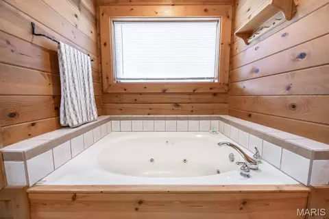 Bath - 1317 Simmons Rd, O'fallon, IL 62269 photo 3 of 5