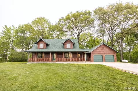 1317 Simmons Rd, O'fallon, IL 62269