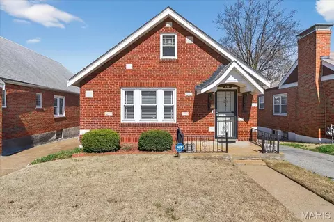 Exterior - 1719 Veronica Ave, Saint Louis, MO 63147 photo 1 of 7