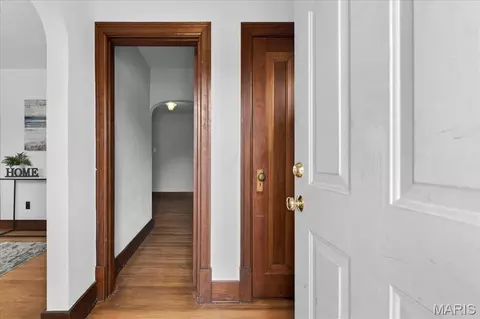 Entry Way - 1719 Veronica Ave, Saint Louis, MO 63147 photo 1 of 2