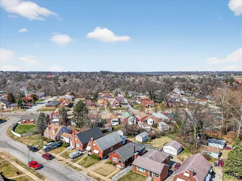 View/Area - 1719 Veronica Ave, Saint Louis, MO 63147 photo 1 of 4