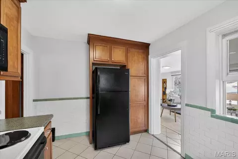 Kitchen - 1719 Veronica Ave, Saint Louis, MO 63147 photo 3 of 3