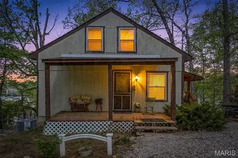 6845 Pawnee, French Village, MO 63036