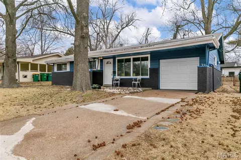 9714 Lanier Dr, Moline Acres, MO 63136
