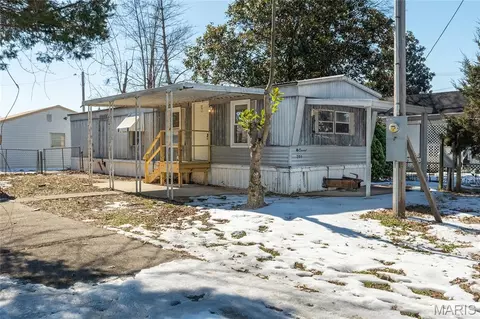206 E 4th, Brookport, IL 62910