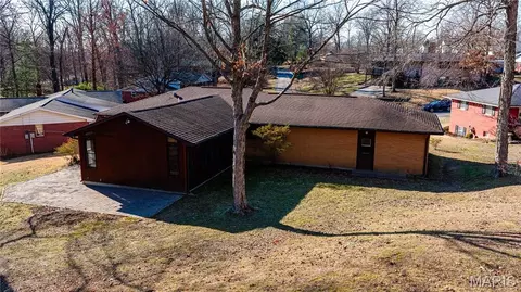 Exterior - 1044 Oakland Dr, Jackson, MO 63755 photo 6 of 6