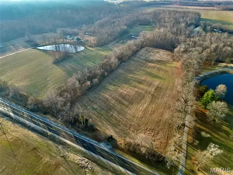00 State Route 161, Centralia, IL 62801