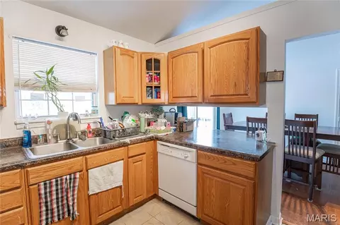 806 S Tebbetts, Belle, MO 65013 photo 12