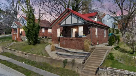 Exterior - 125 W 2nd St, Hermann, MO 65041 photo 3 of 12